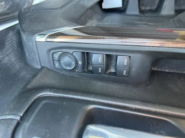 Used 2021 Summit White Chevrolet LT image 12