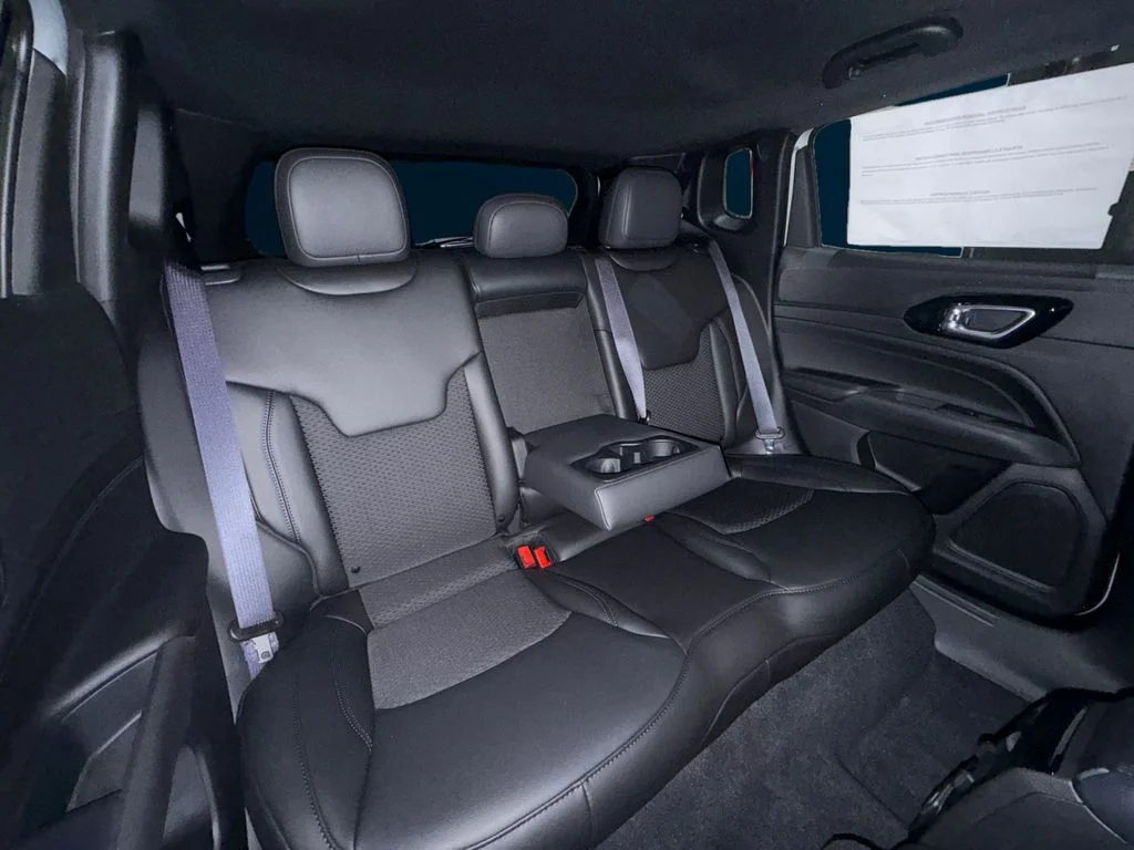 New 2026 Silver Jeep Latitude image 18