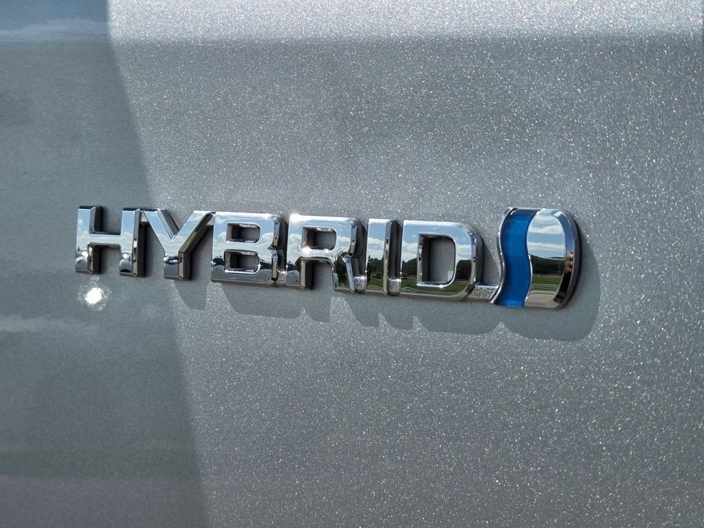 Used 2020 Celestial Silver Metallic Toyota Hybrid Limited image 23