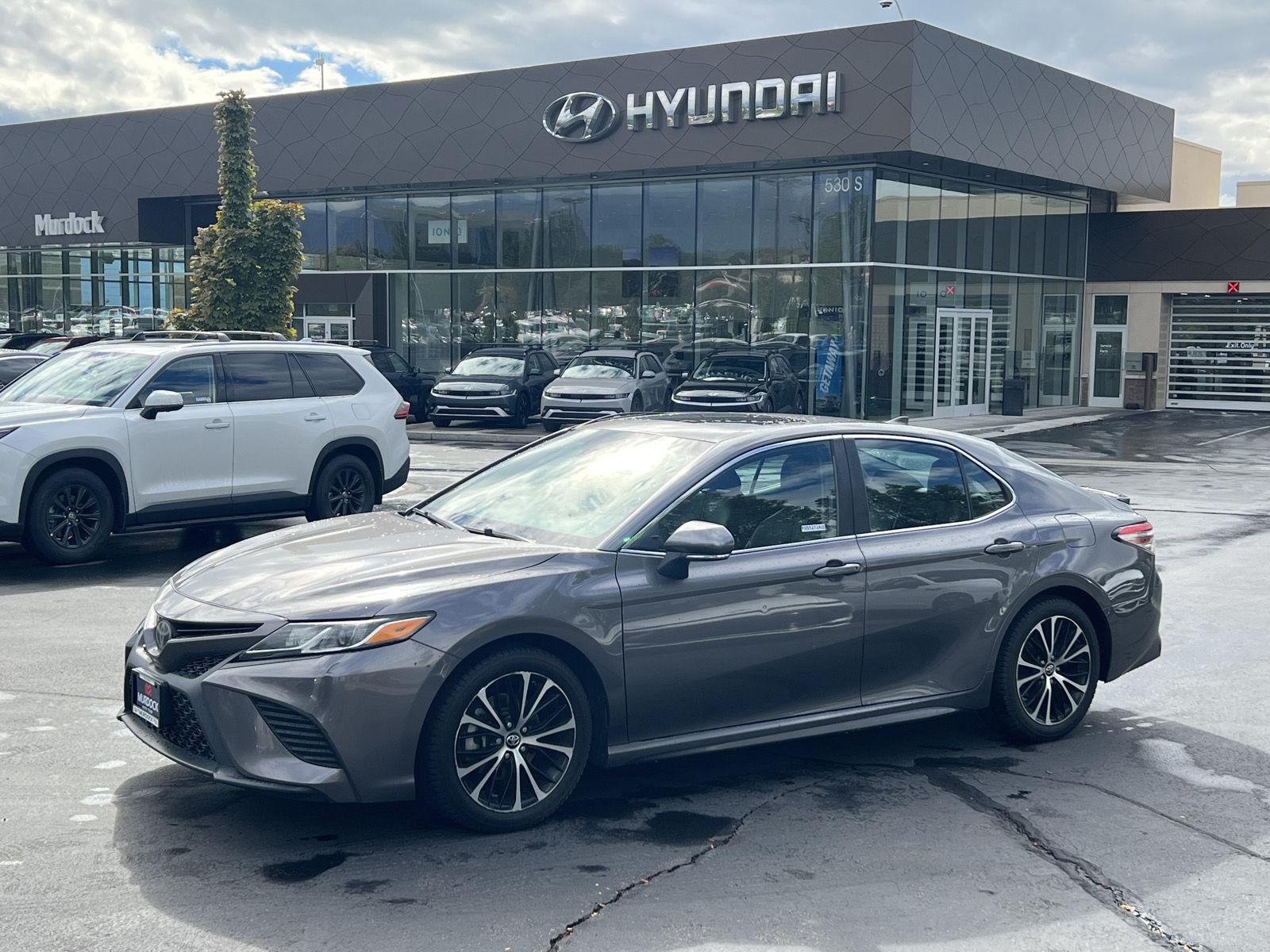 Used 2019 Predawn Gray Mica Toyota SE image 1