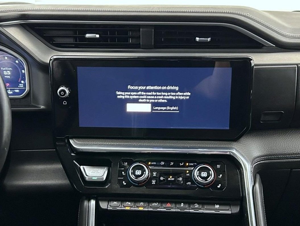 Used 2023 Silver GMC Denali image 12