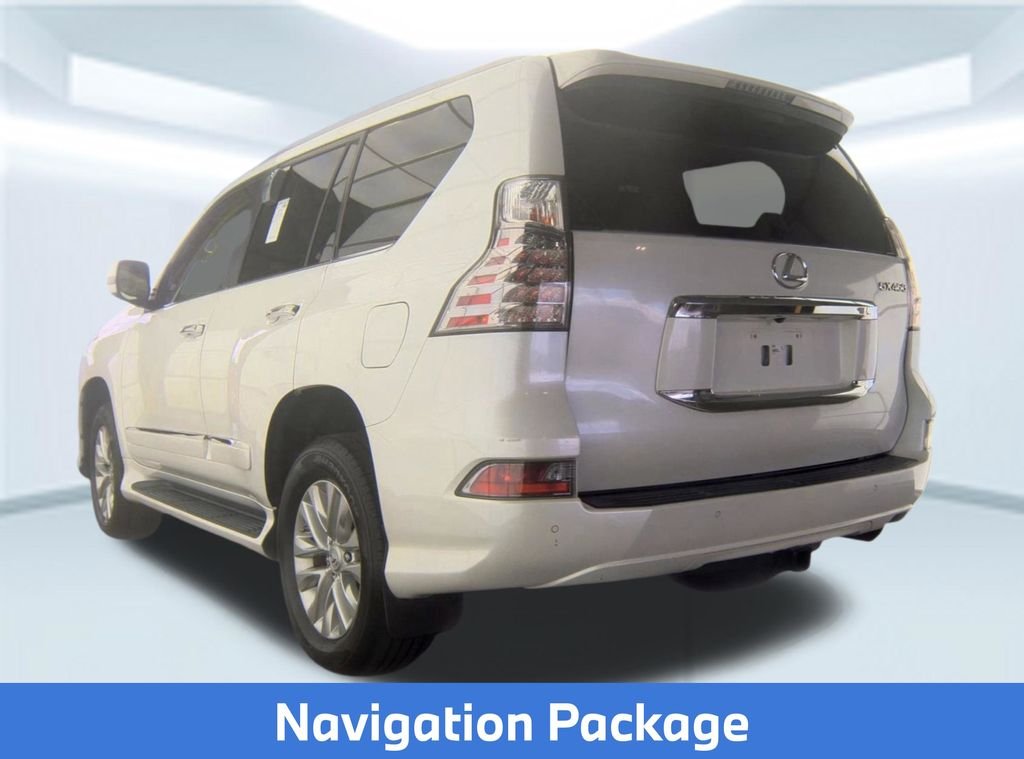 Used 2015 White Lexus 460 image 4
