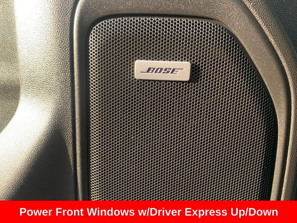 Used 2022 Black GMC AT4 image 17