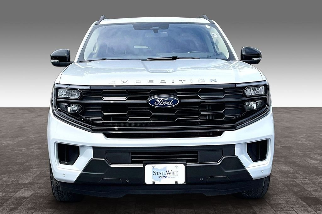 Used 2025 Silver Metallic Ford Active image 27