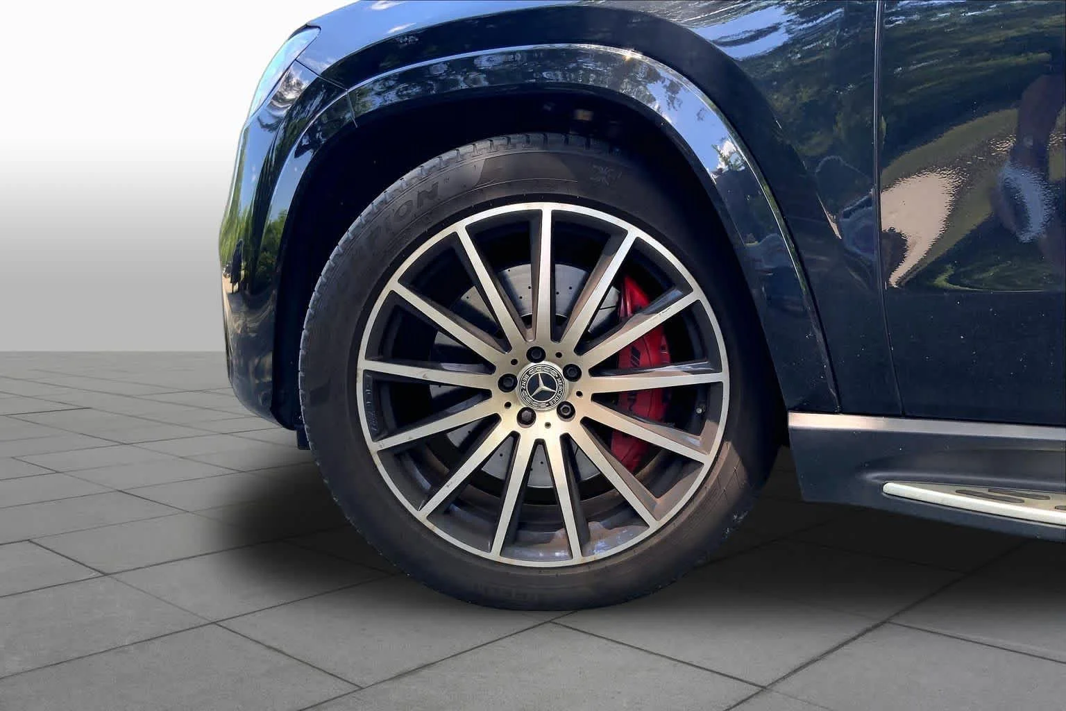 Used 2022 Obsidian Black Metallic Mercedes-Benz AMG® GLS 63 image 10
