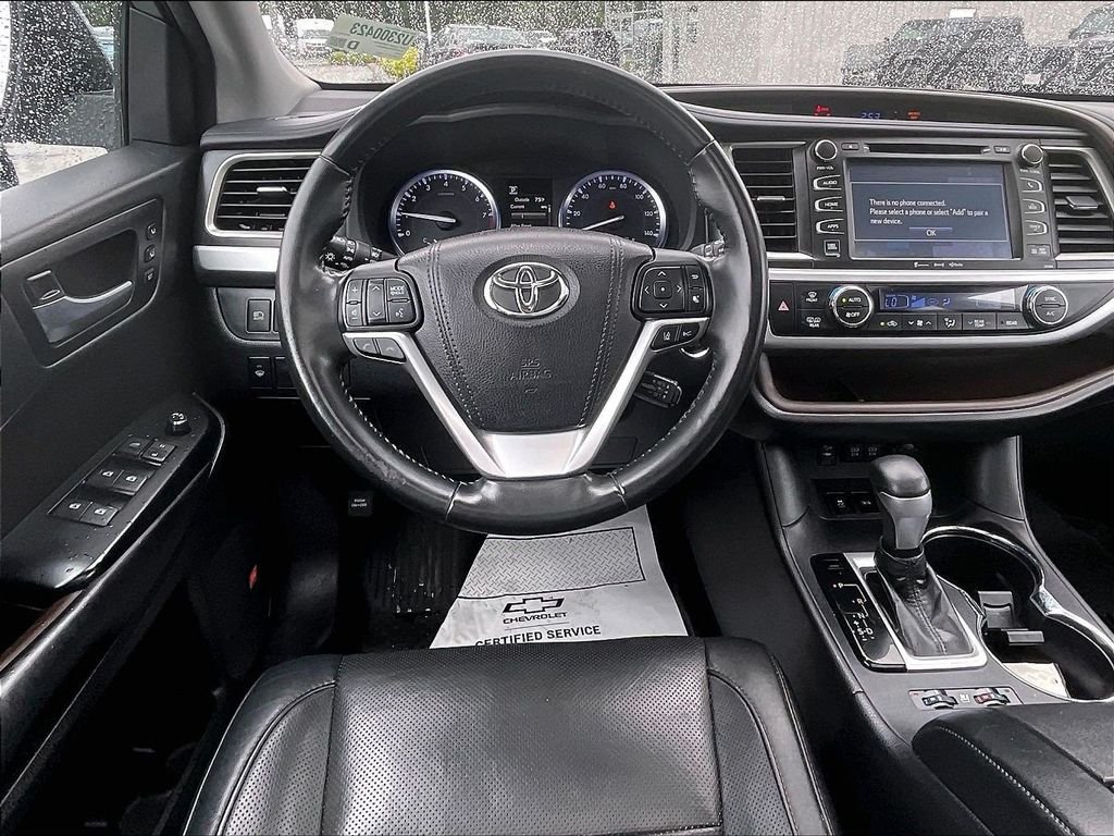 Used 2018 Silver Toyota Limited image 18