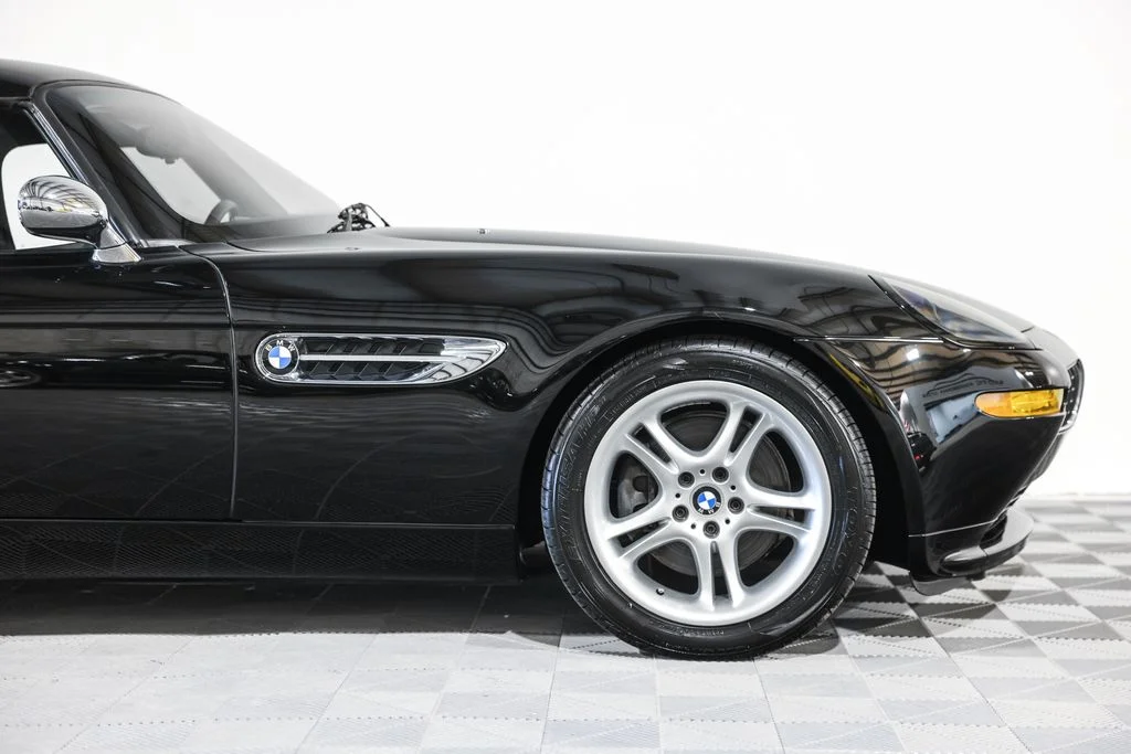 Used 2002 Black BMW Base image 3