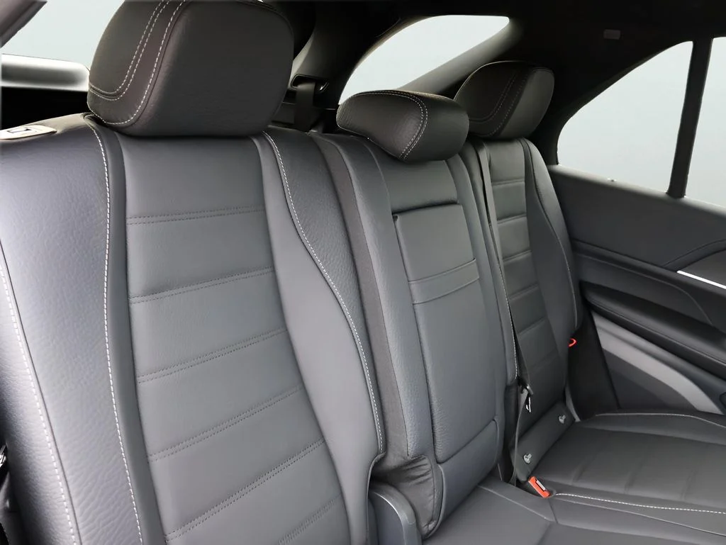 2026 Mercedes-Benz GLE GLE450 - Photo 14