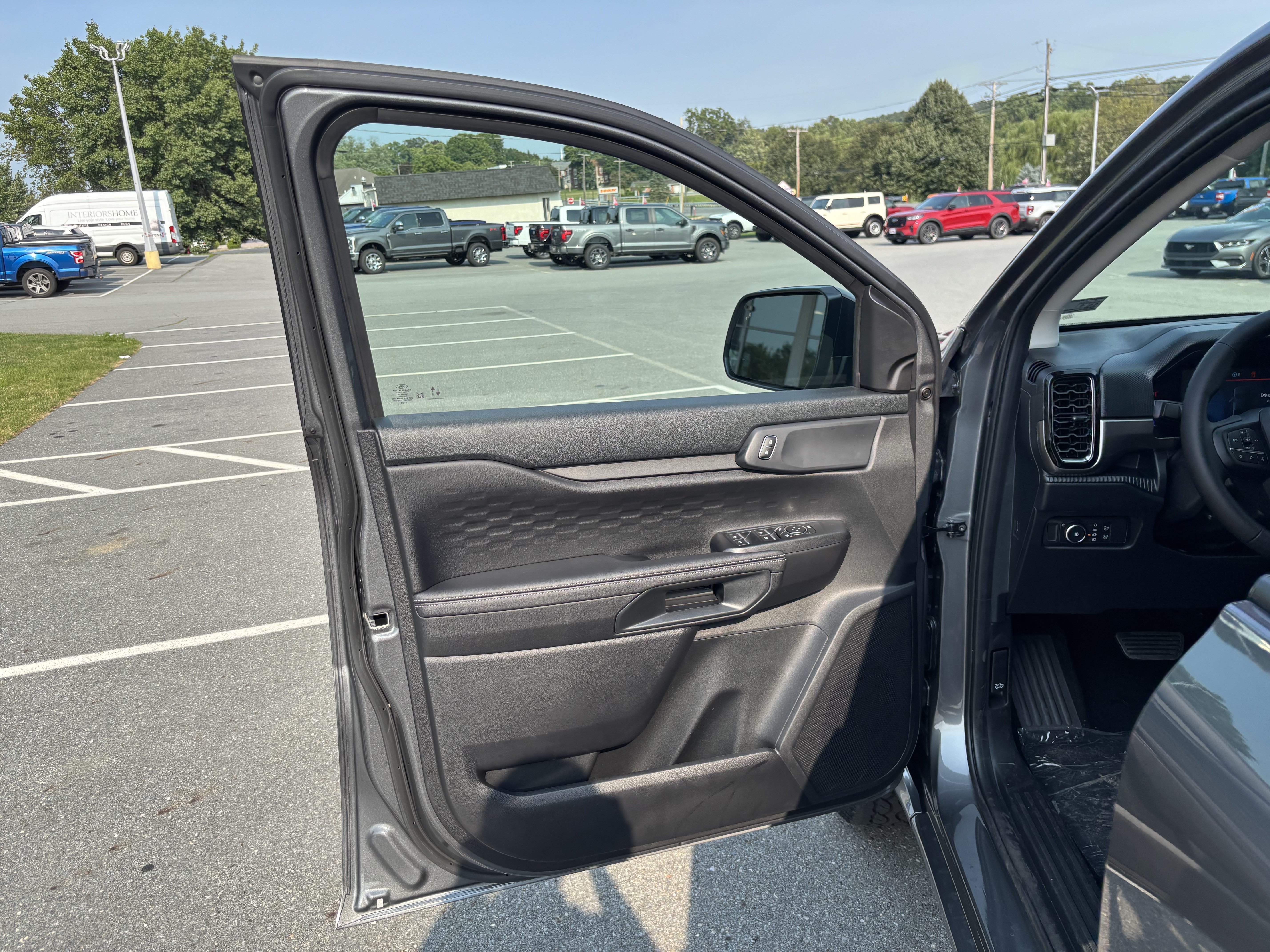 New 2026 Carbonized Gray Metallic Ford XLT image 14