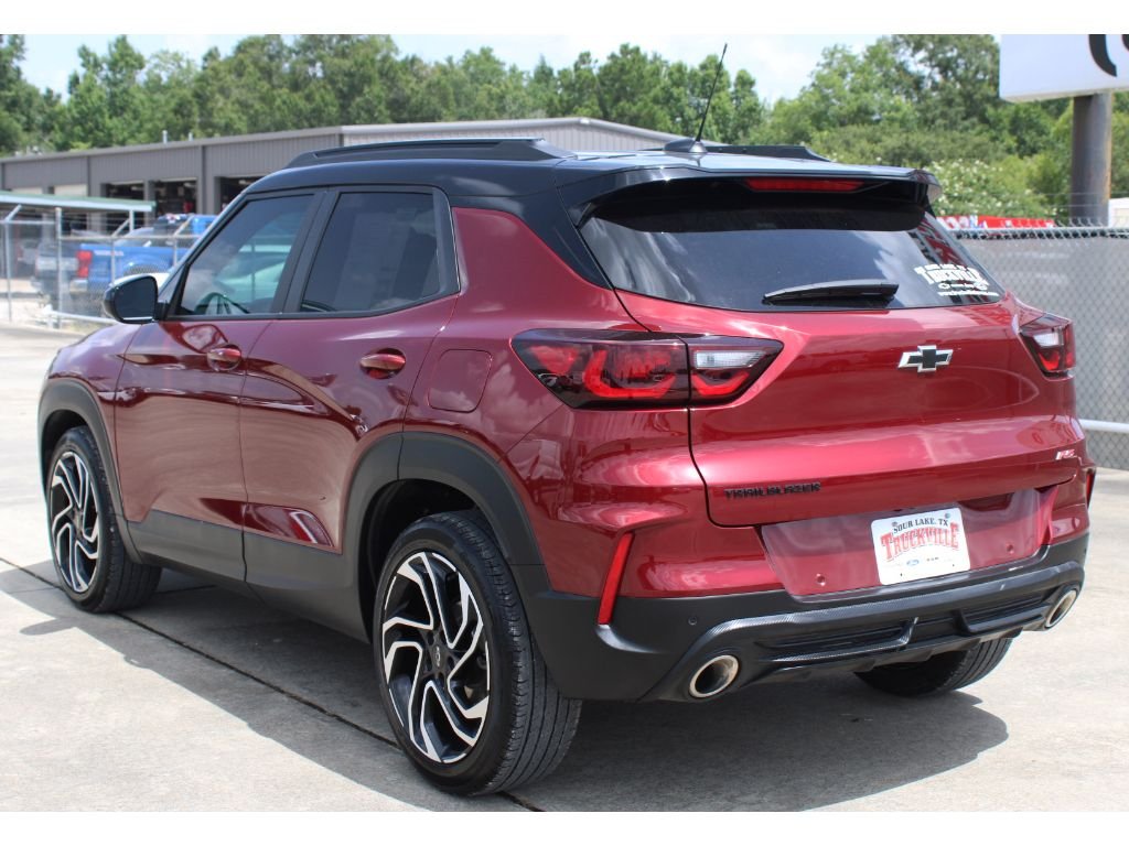 Used 2025 Crimson Metallic Chevrolet RS image 14