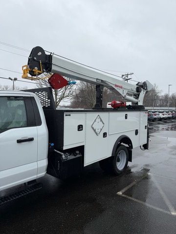 2025 Ford F-550SD XL