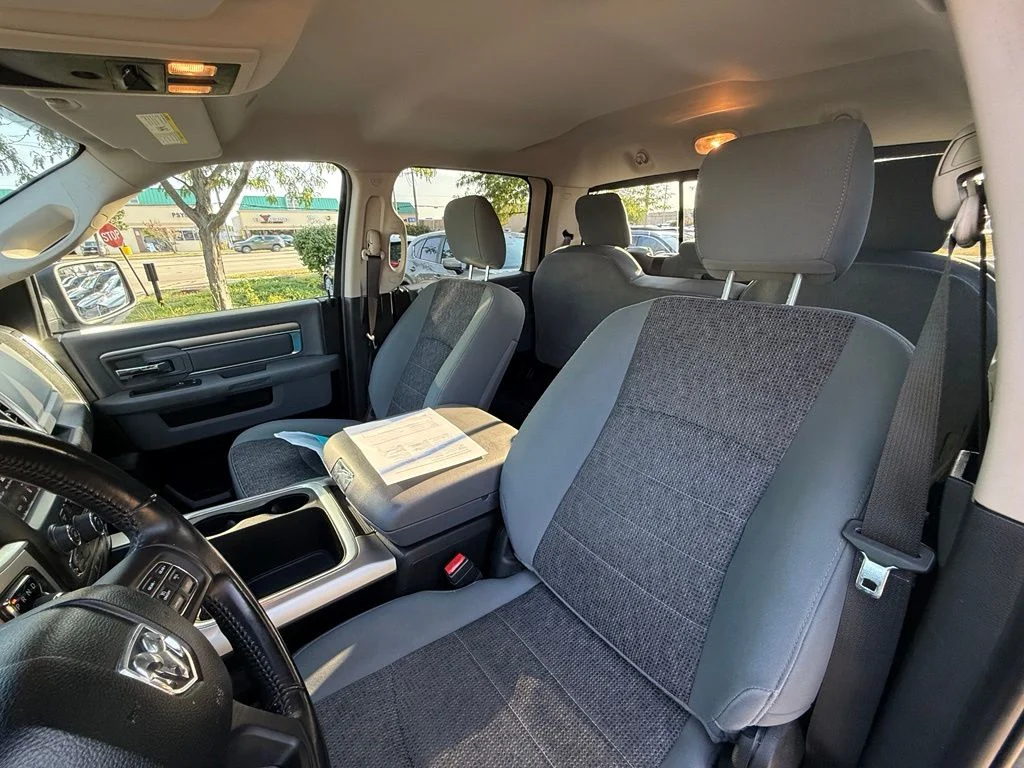 Used 2018 Black Ram Big Horn image 22