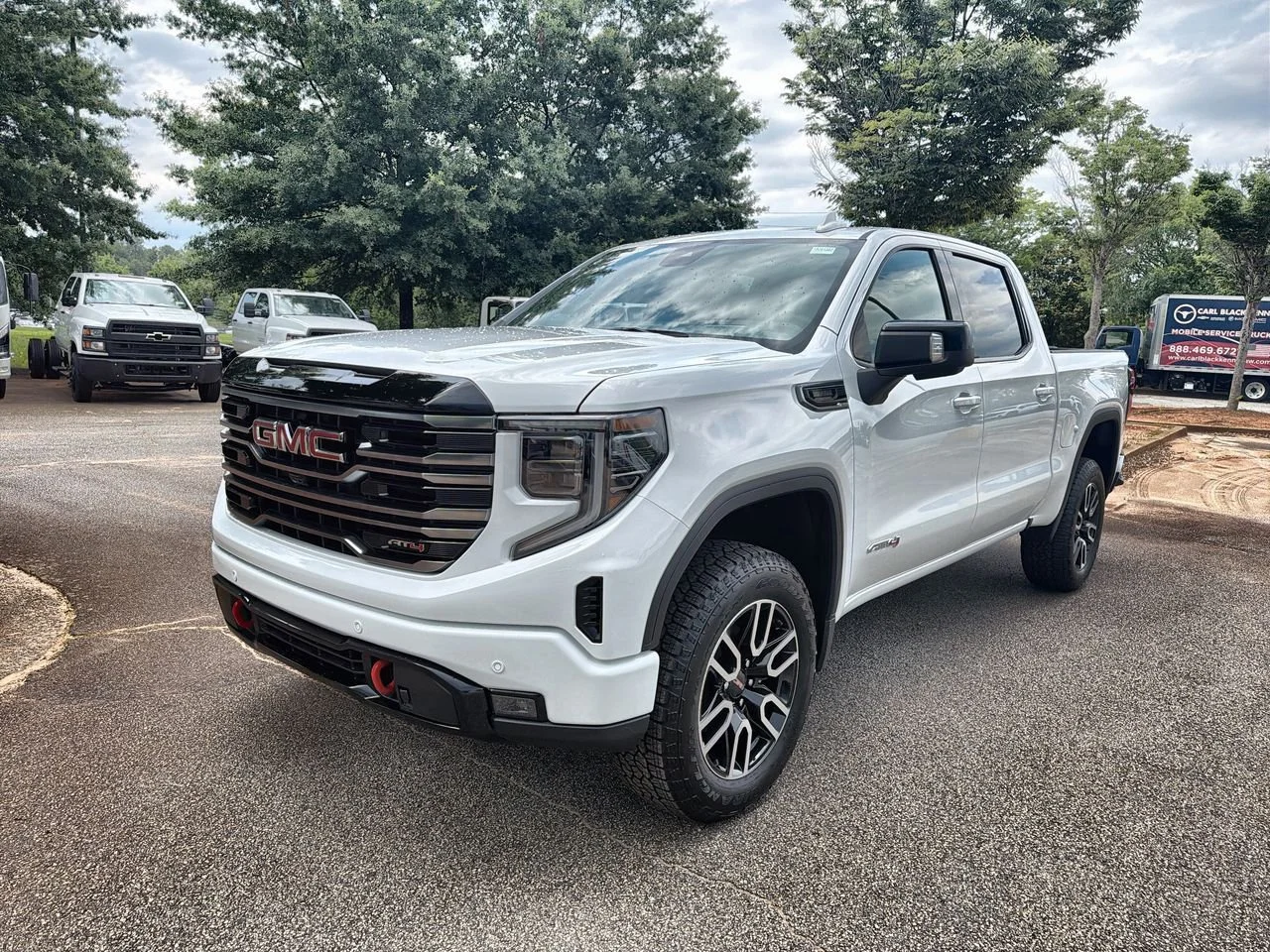 New 2026 Summit White GMC AT4 image 4