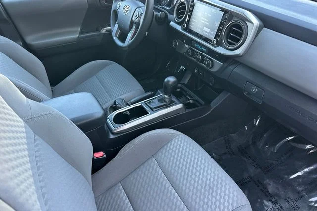 Used 2023 White Toyota SR5 image 16