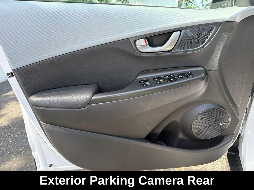 Used 2021 Lunar White Hyundai Ultimate image 12