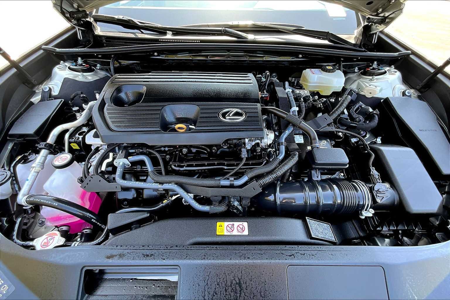 Certified Used 2022 MOONBEAM BEIGE MET. Lexus  image 30
