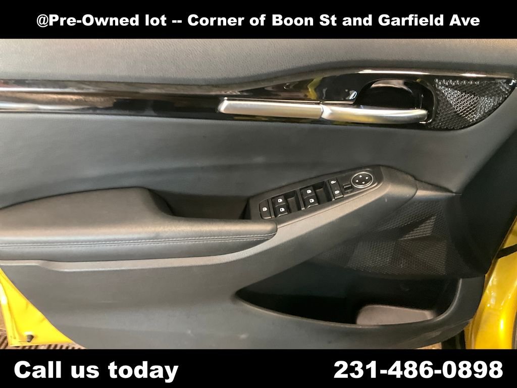 Used 2022 Yellow Kia Nightfall image 15