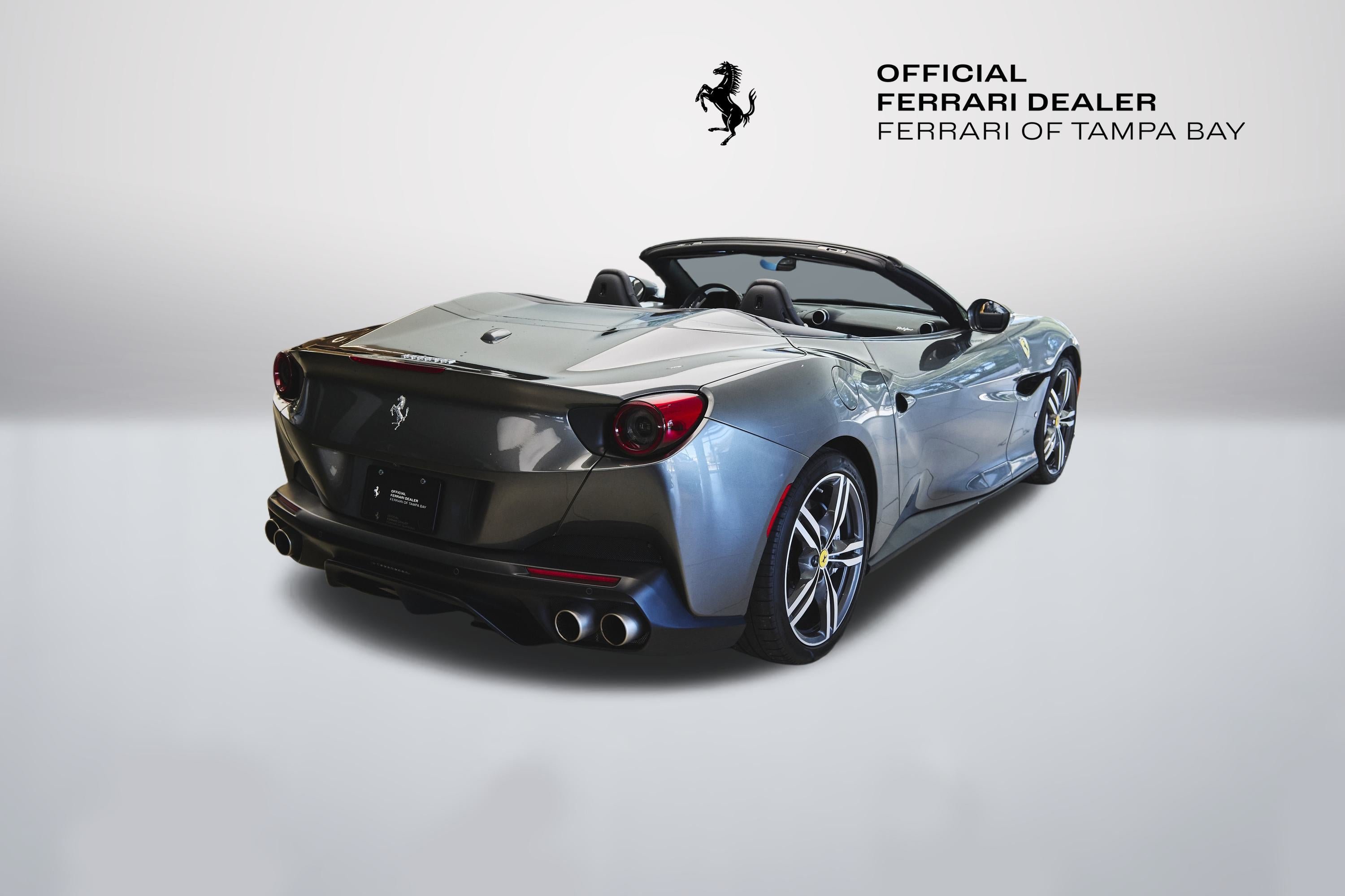 Used 2019 Grigio Silverstone Metallic Ferrari  image 5