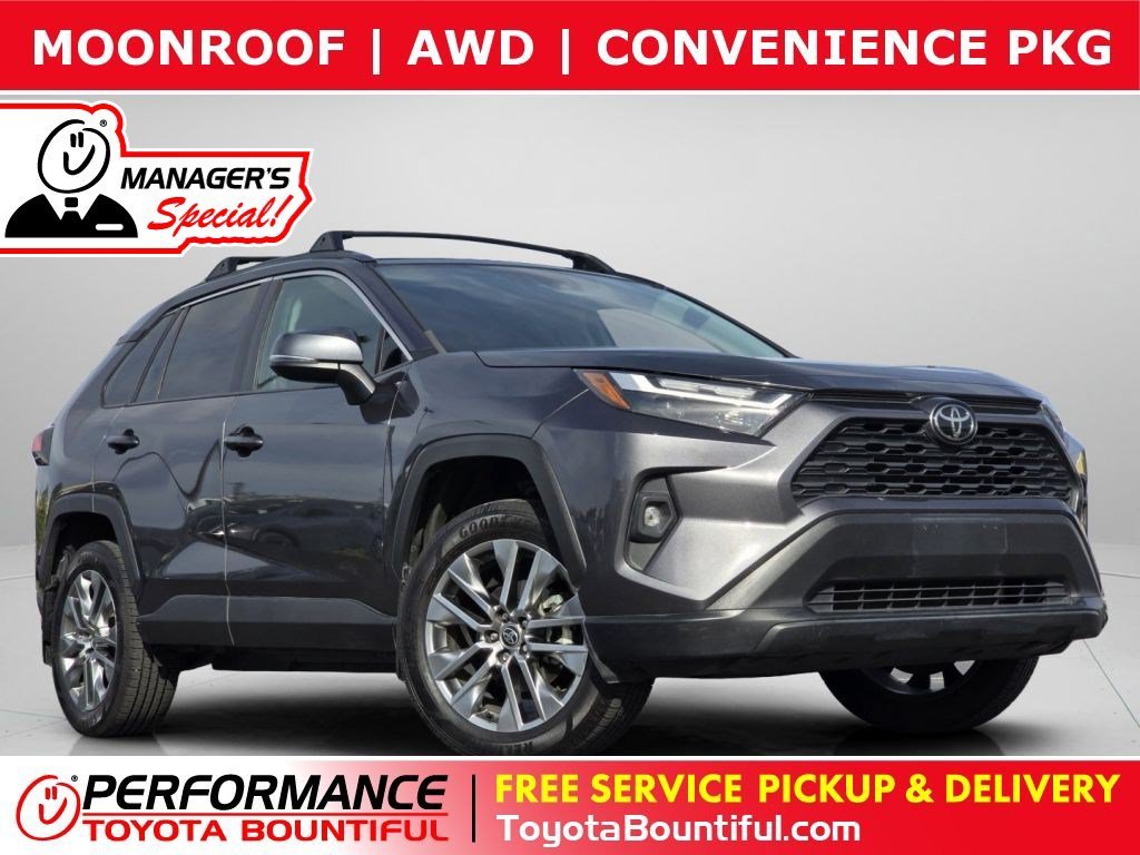 Used 2022 Magnetic Gray Metallic Toyota XLE Premium image 1