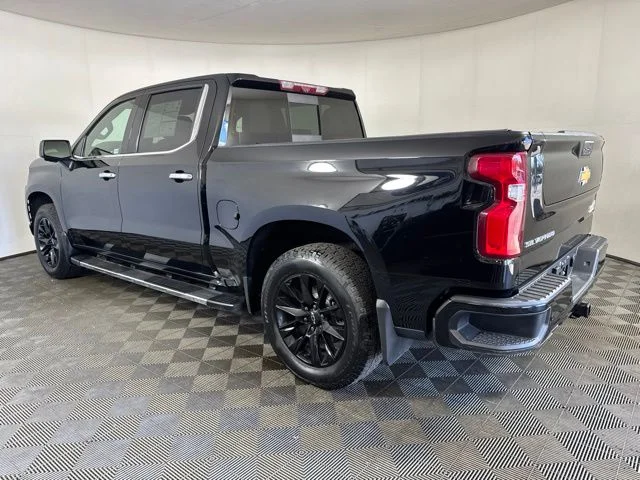 Certified Used 2022 Black Metallic Chevrolet High Country image 6