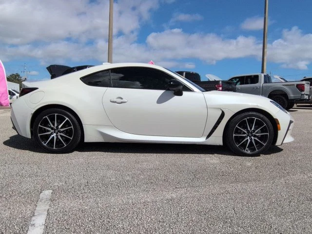 Certified Used 2024 Halo Toyota Base image 3