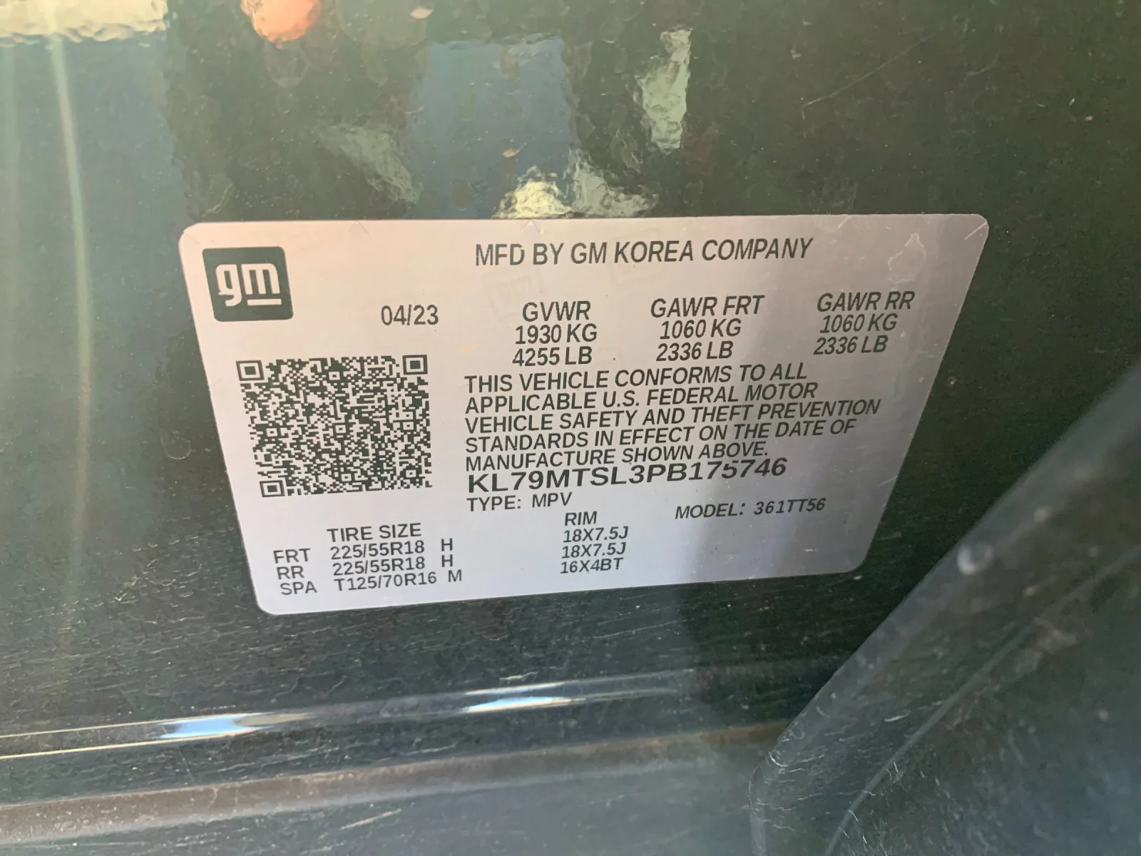 Used 2023 MOSAIC BLACK METALLIC Chevrolet RS image 32