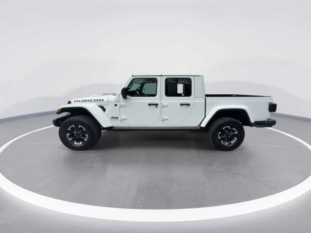 Used 2024 White Jeep Rubicon image 5