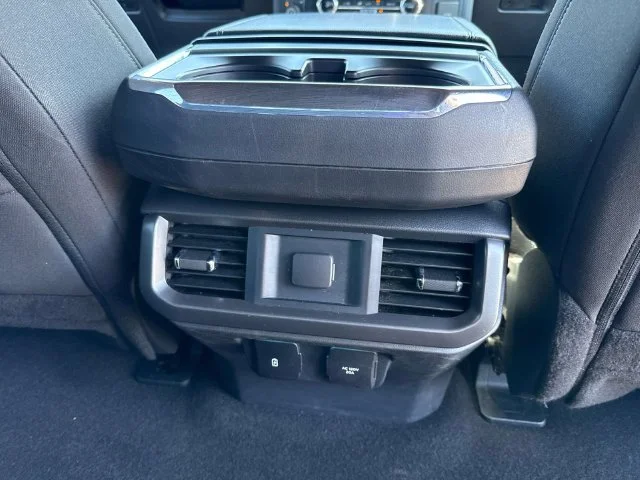 Used 2024 Black Ford XLT image 22