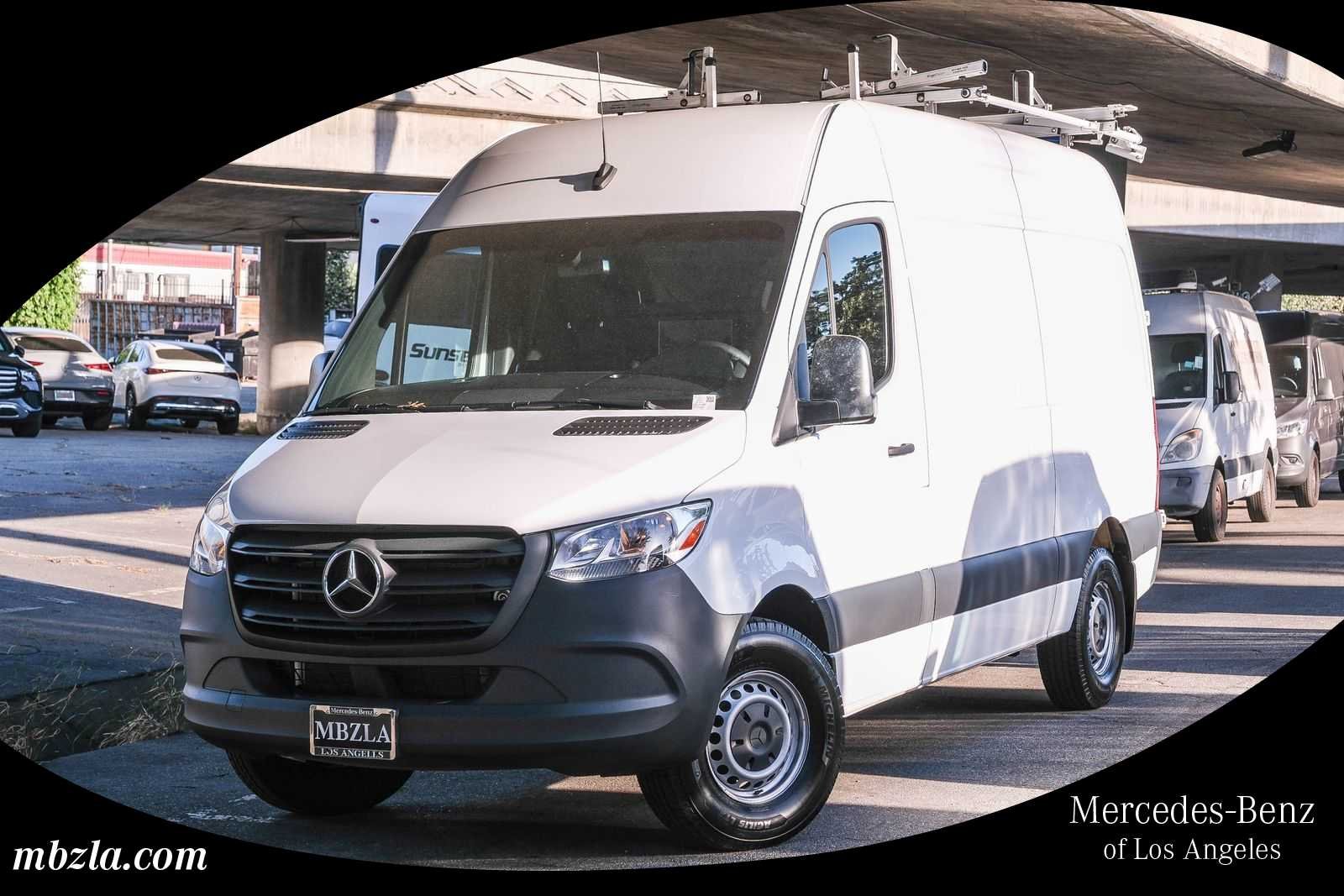 2023 Mercedes-Benz Sprinter 2500 144 WB HO's photo