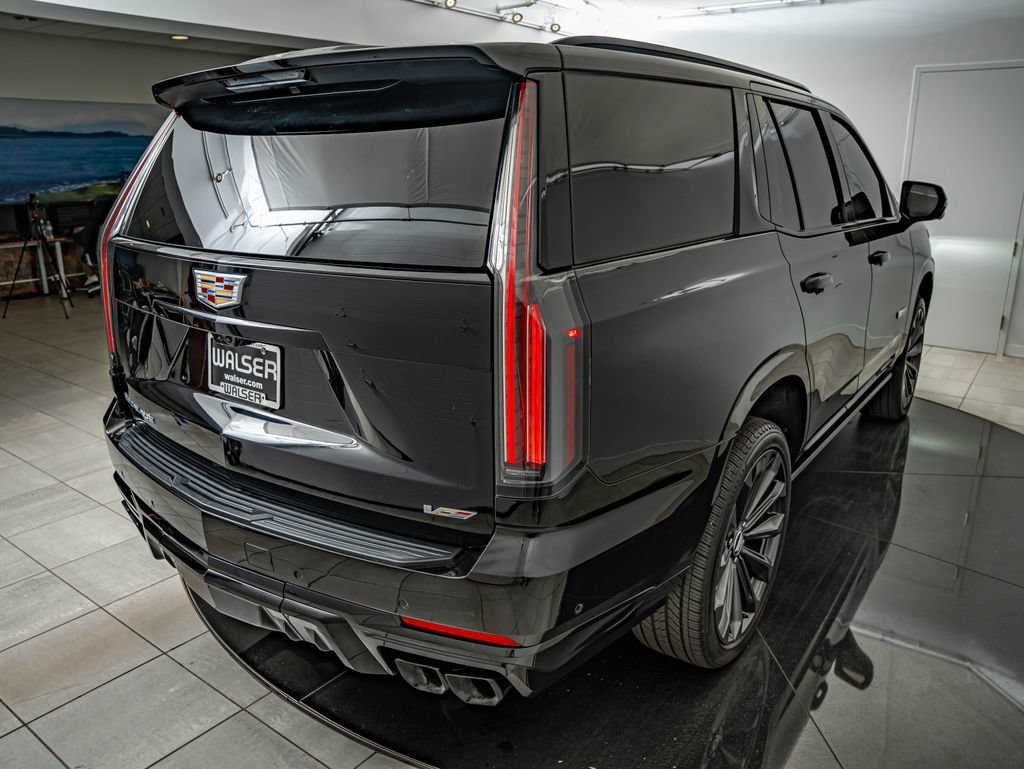Used 2025 Black Raven Cadillac V-Series image 16