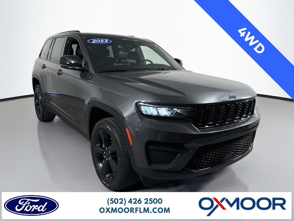 Used 2023 Baltic Gray Metallic Clearcoat Jeep Altitude image 1