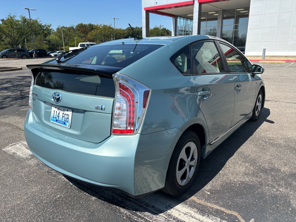 Used 2013 Sea Glass Pearl Toyota Four image 5