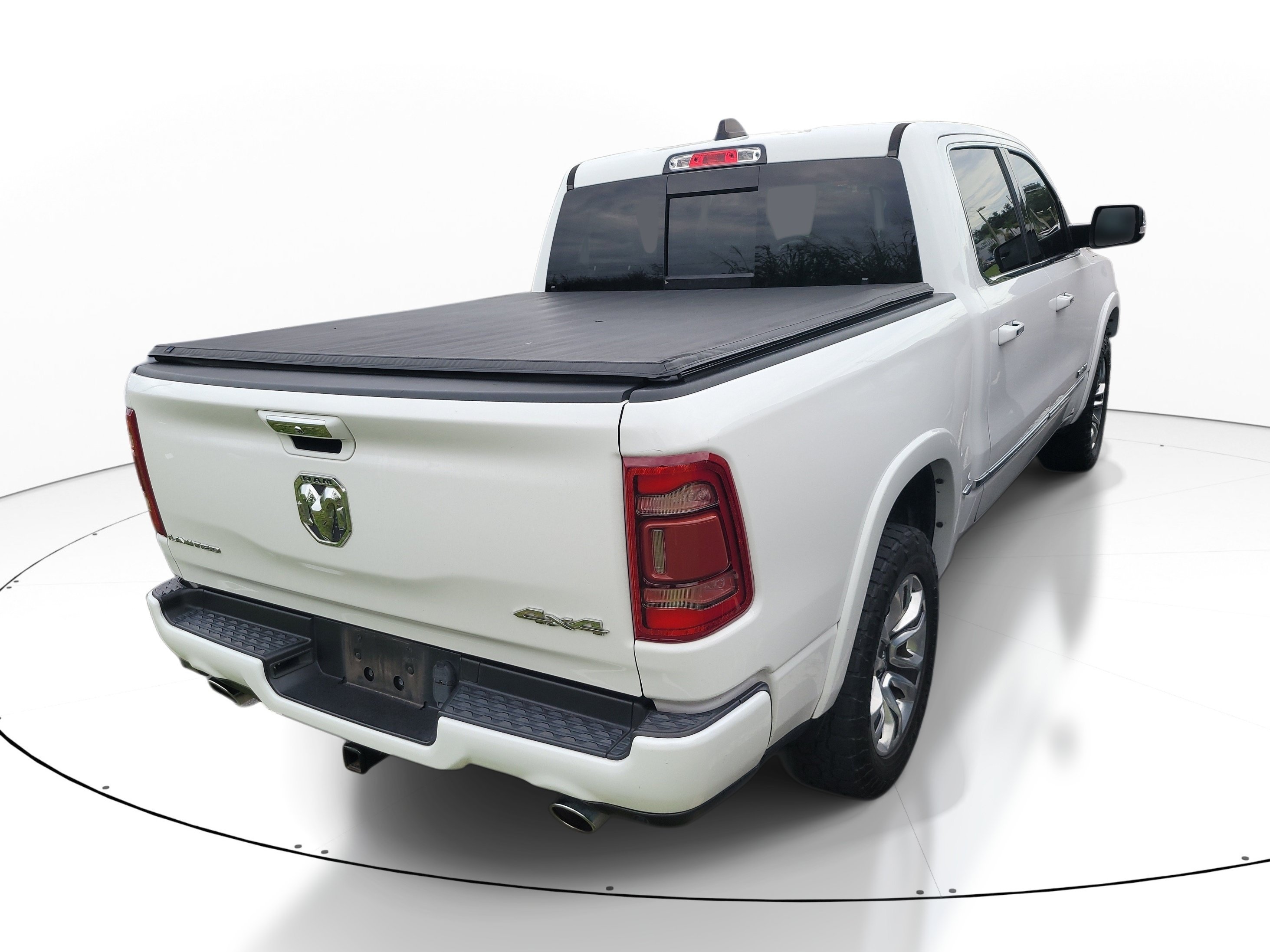 Used 2022 Bright White Clearcoat Ram Limited image 4