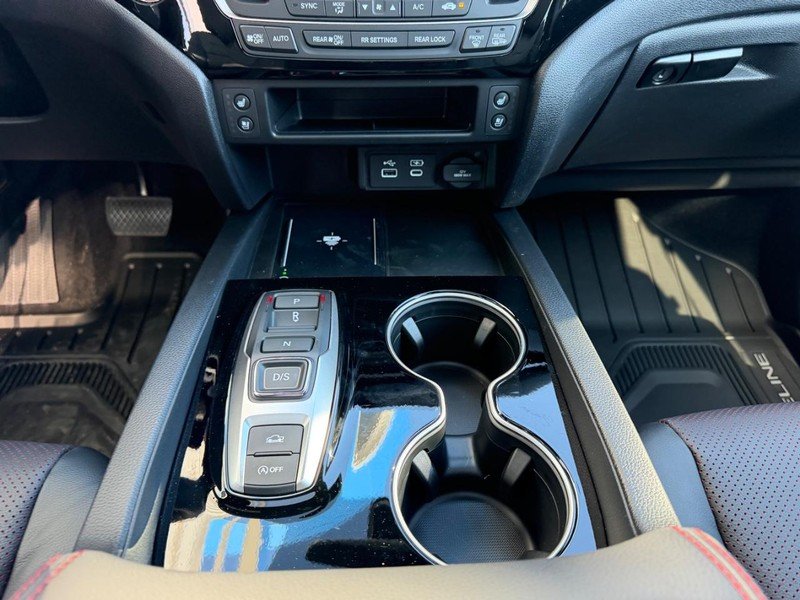 2026 Honda Ridgeline Black Edition - Photo 17