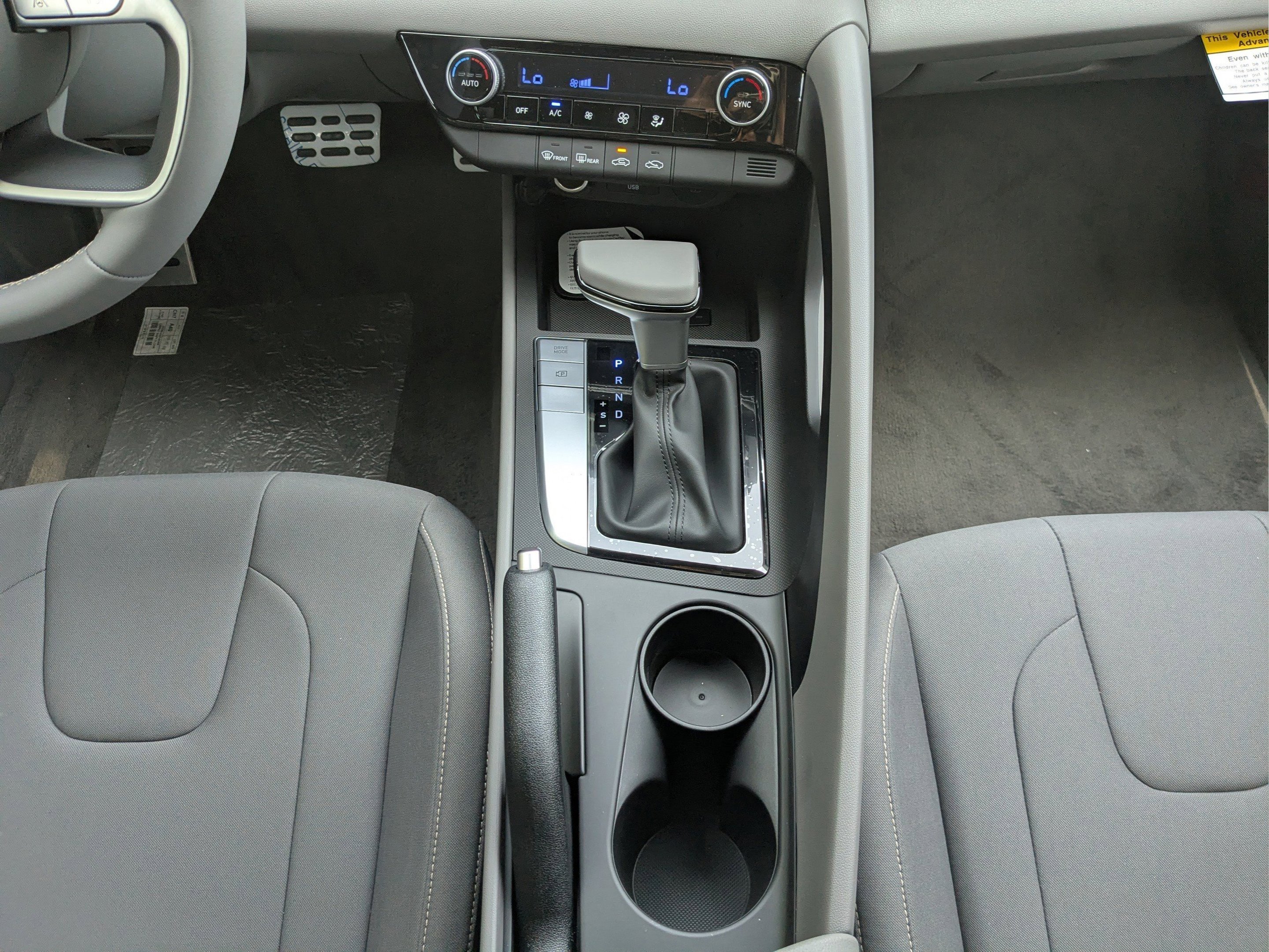 New 2026 Serenity White Hyundai SEL Sport image 27