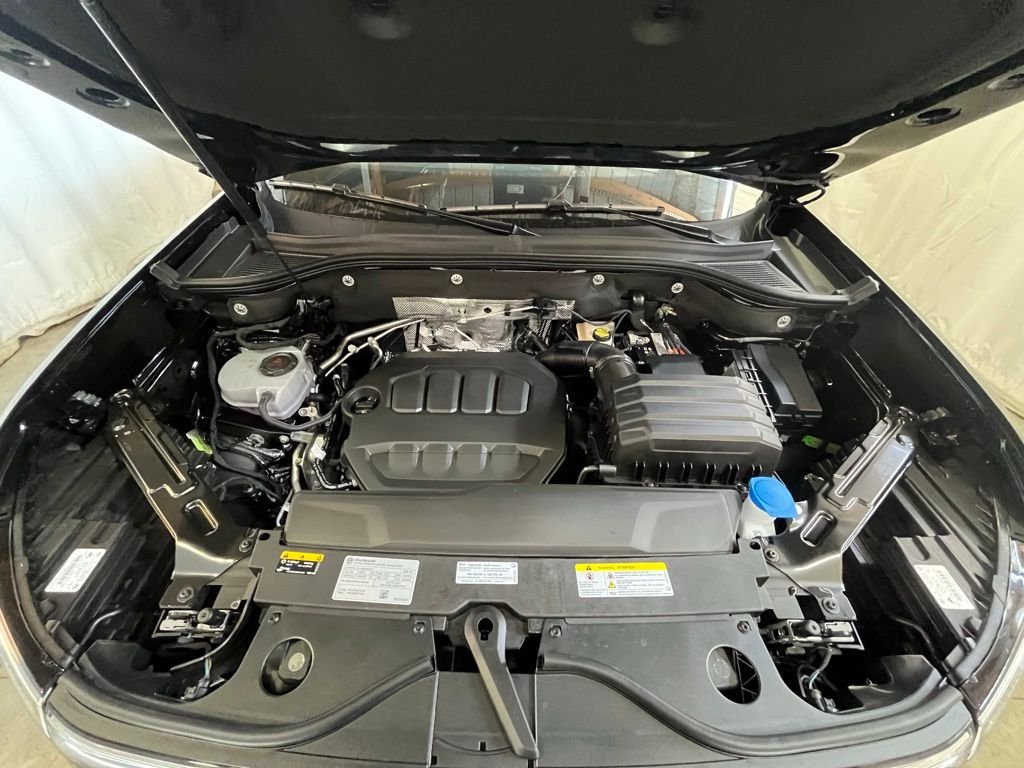 New 2026 Black Volkswagen 2.0T SEL image 25