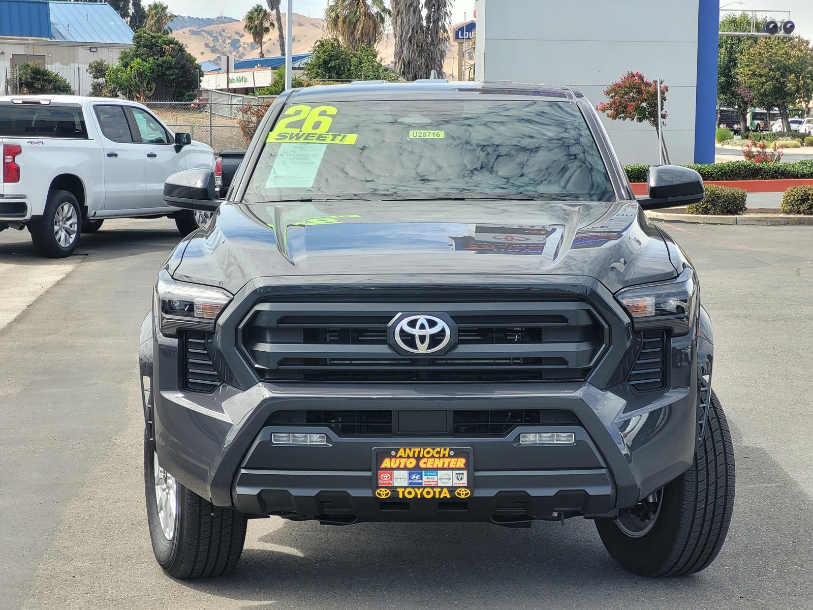 Used 2026  Toyota SR5 image 2