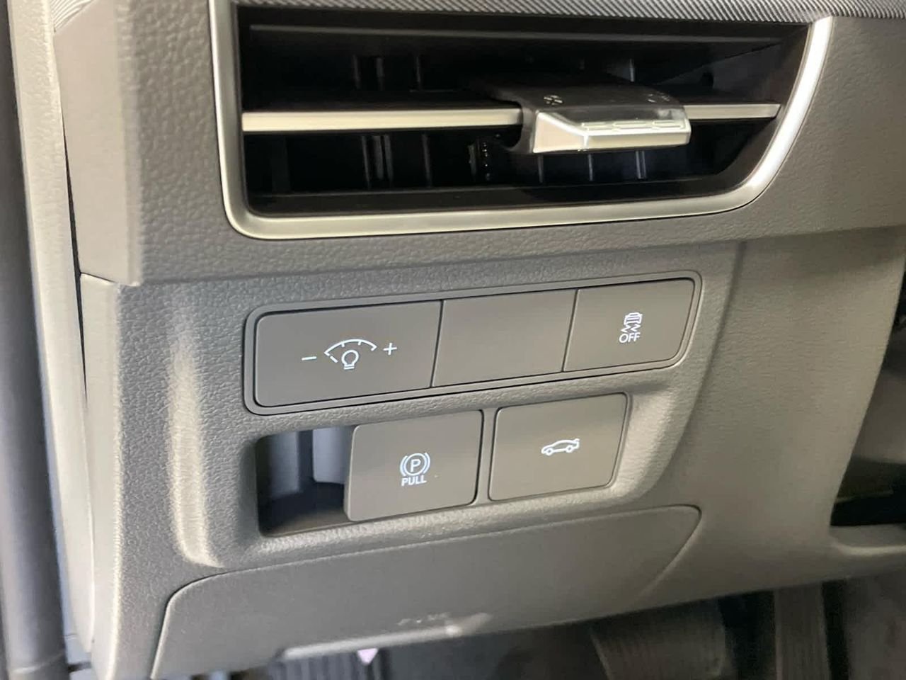 2026 Hyundai Sonata SEL - Photo 28