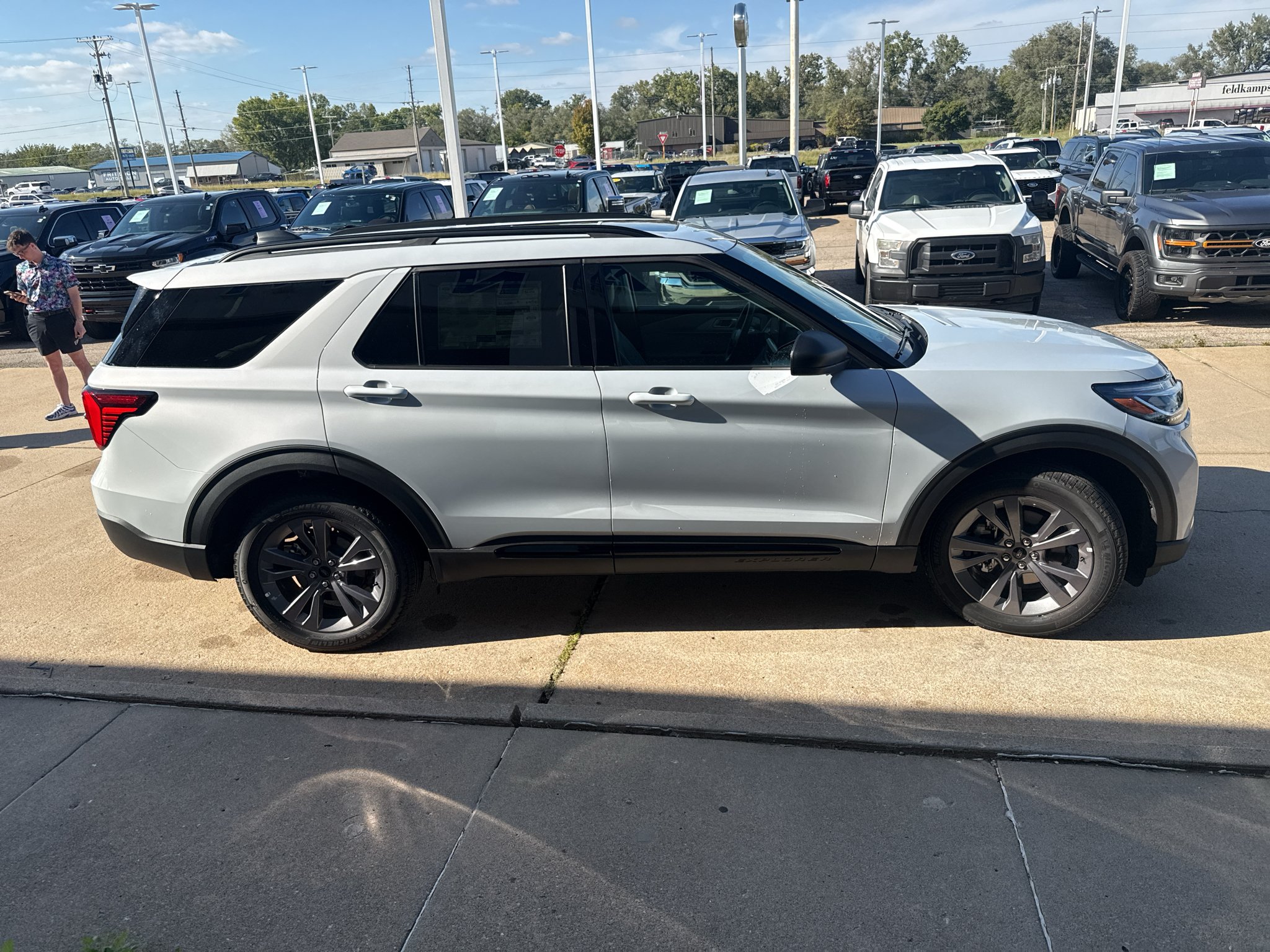 New 2026 Space White Metallic Ford Active image 5