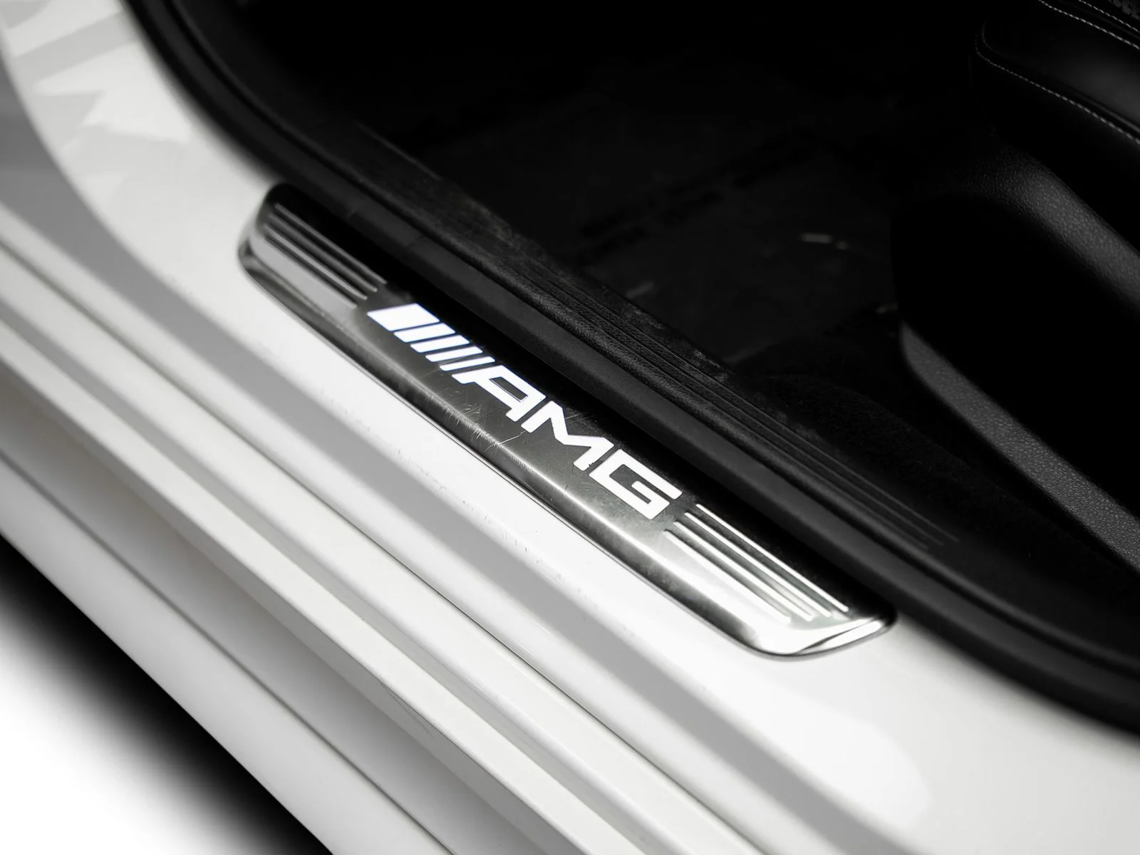 Used 2020 White Mercedes-Benz Base image 75