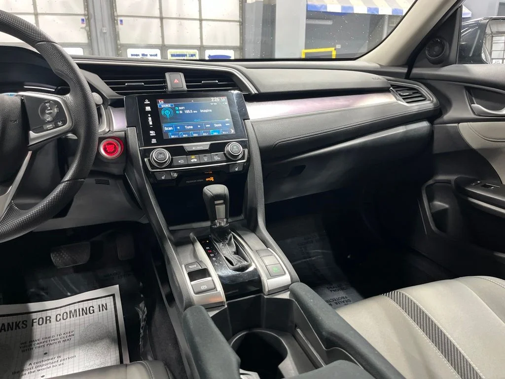 Certified Used 2017  Honda EX-T image 24