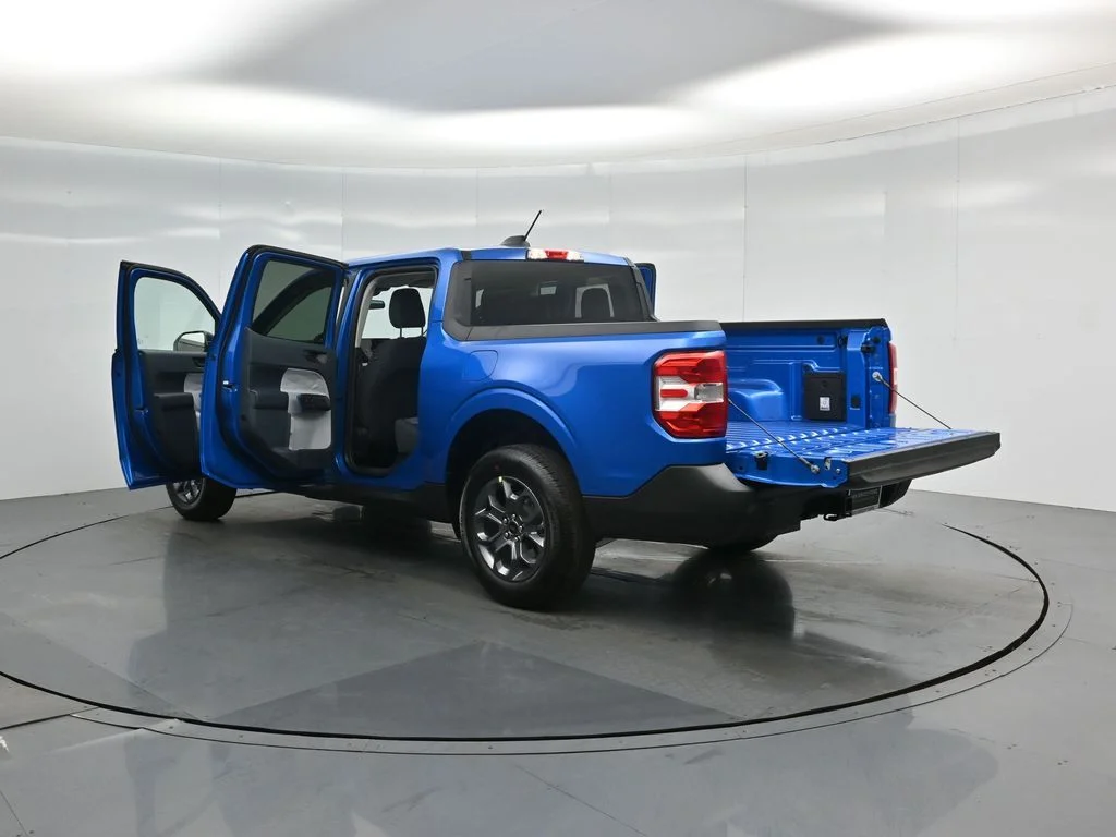 New 2026 Velocity Blue Ford XLT image 31