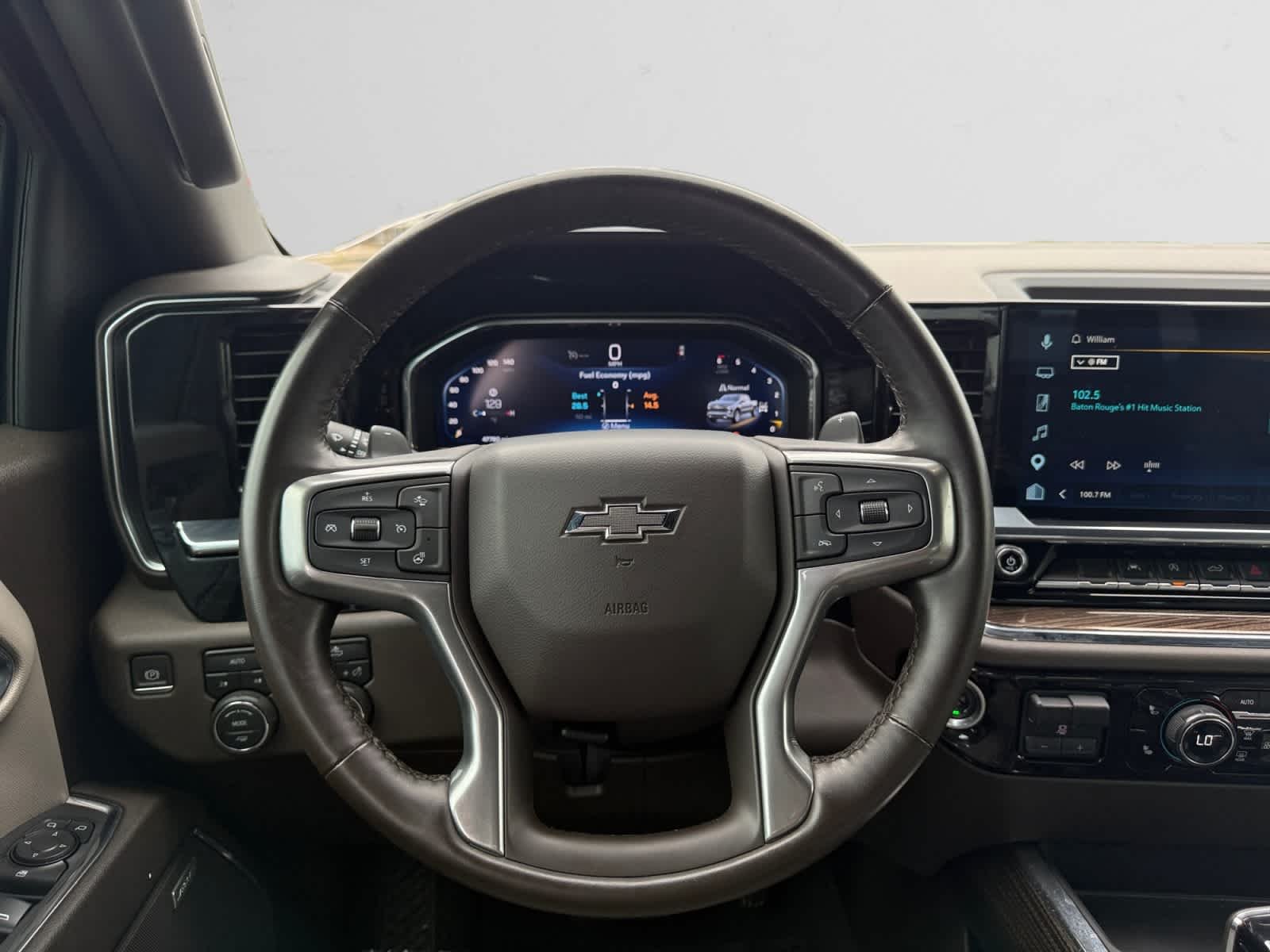 Used 2024 Summit White Chevrolet RST image 12