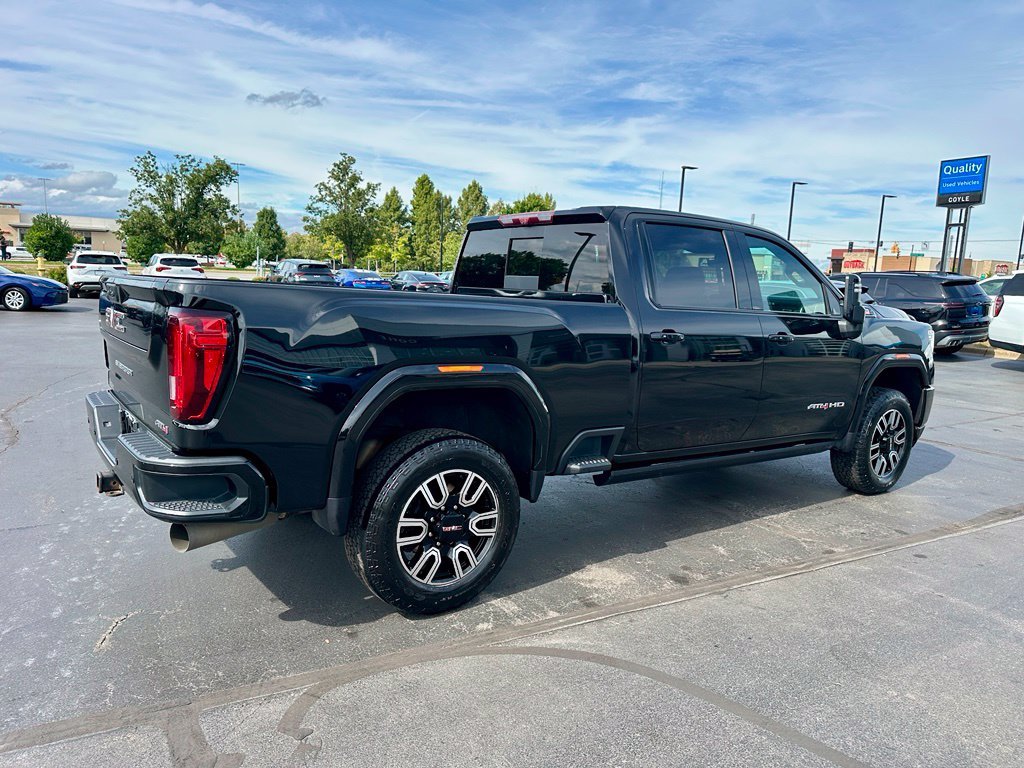 Used 2022 Black GMC AT4 image 3