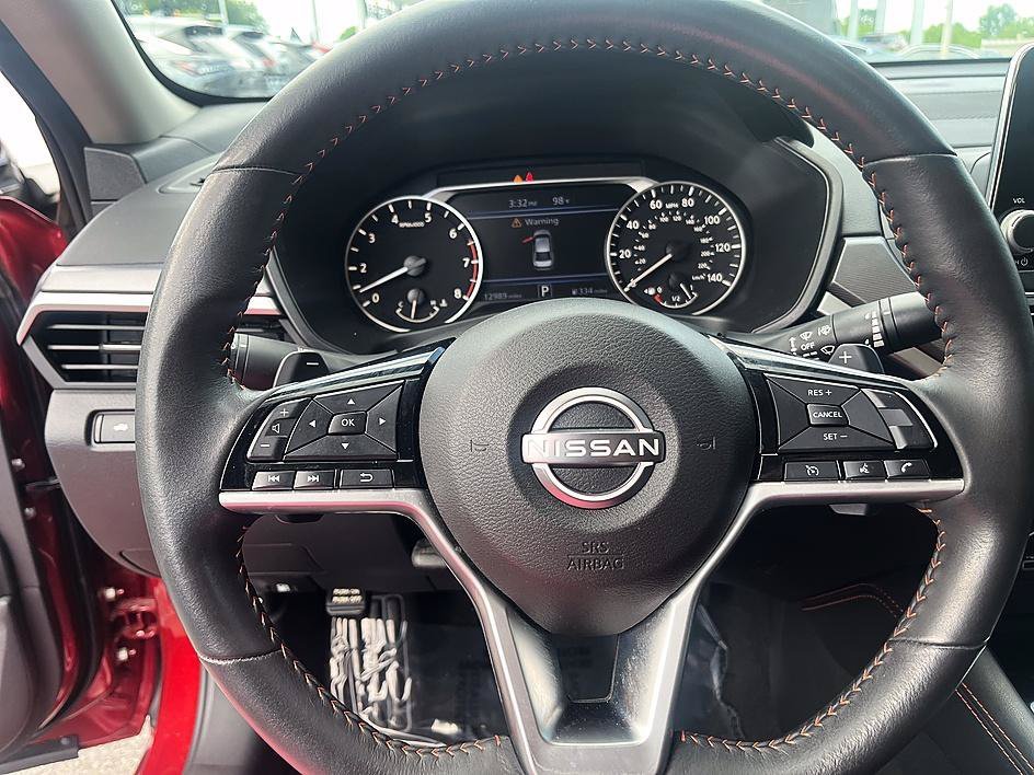 Used 2023 Scarlet Ember Tintcoat Nissan 2.5 SR image 17