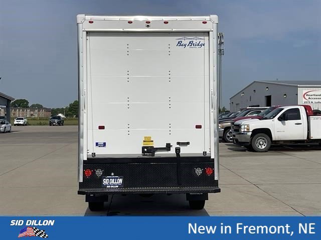 New 2025 Summit White GMC 1WT image 12
