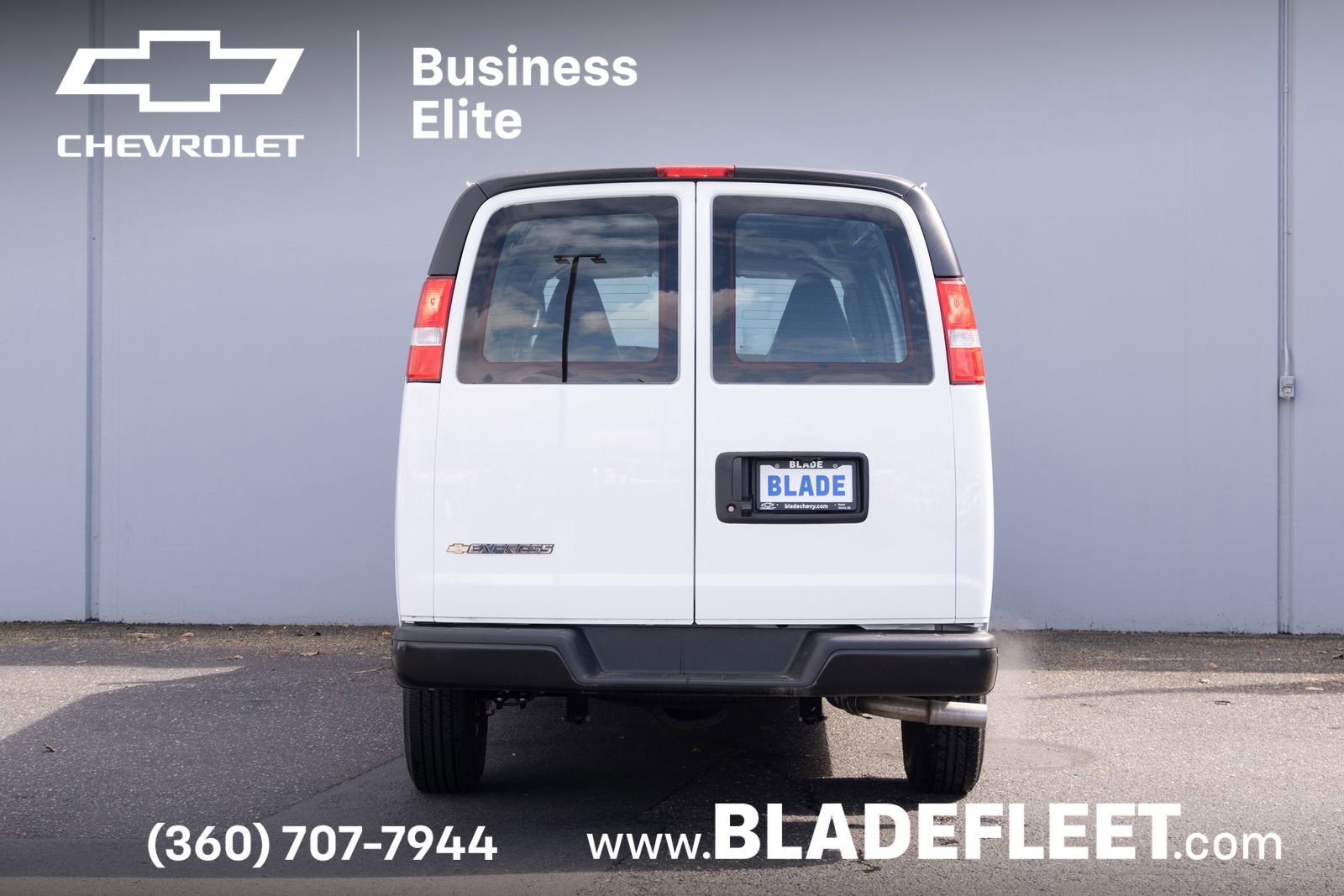2025 Chevrolet Express Cargo Work Van - Photo 14