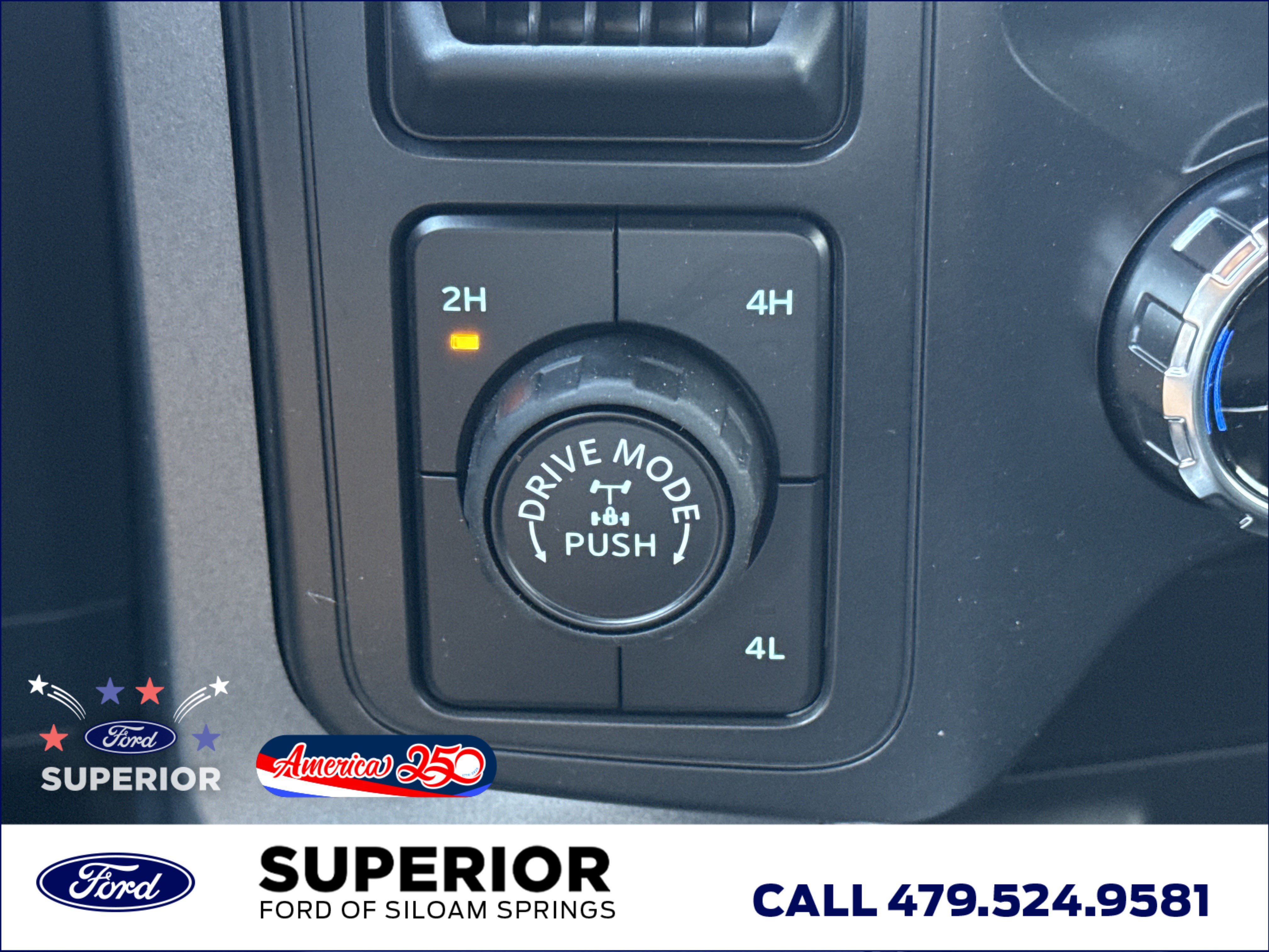 New 2026 Oxford White Ford XLT image 21