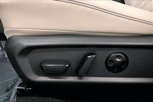 New 2026 Atlantic Gray Metallic Nissan SL image 31