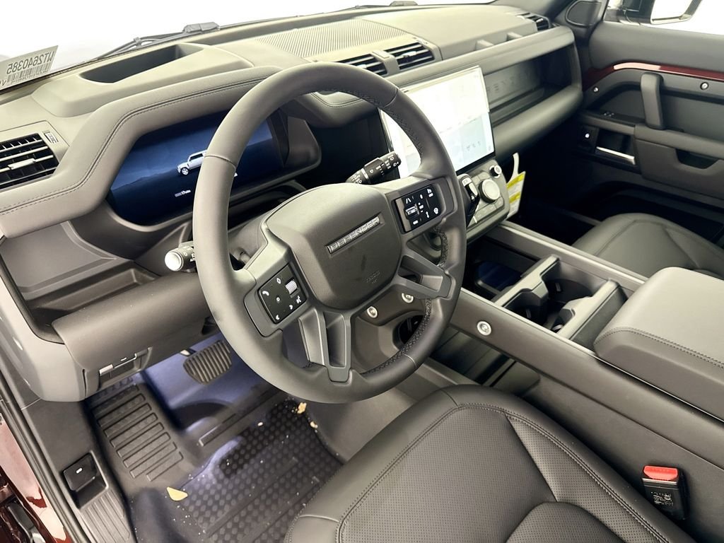 New 2026 Sedona Red Land Rover X-Dynamic SE image 9